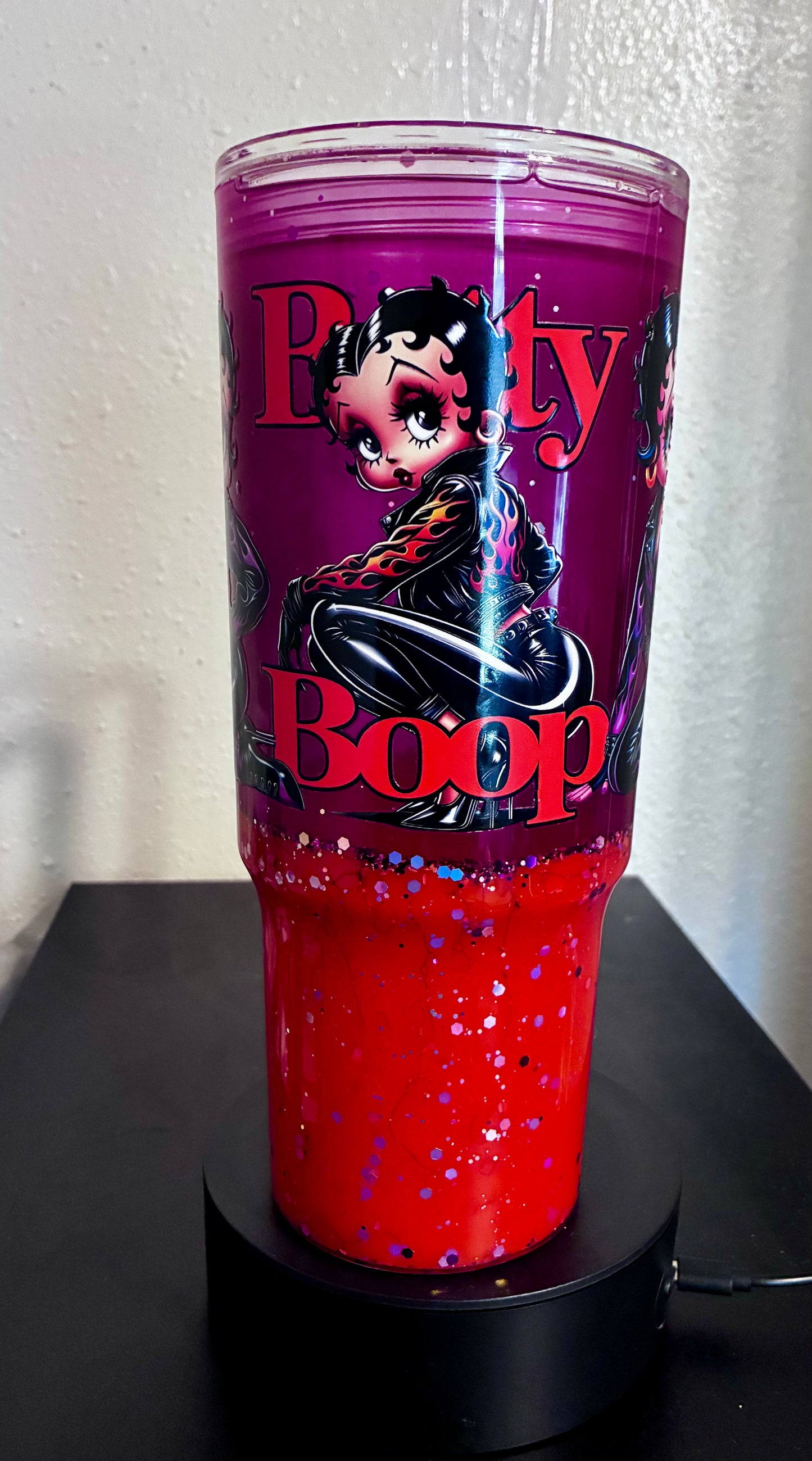 Betty boop inspired lava cup
